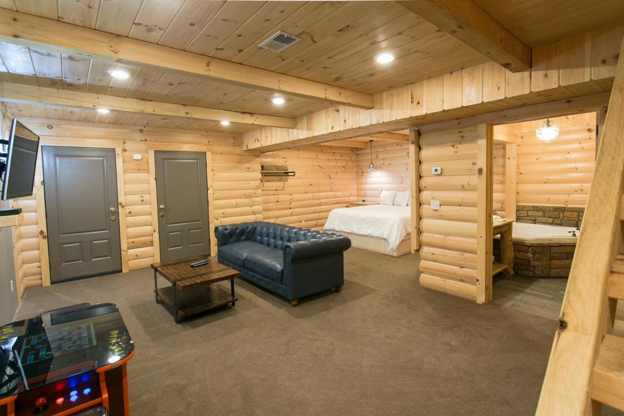 Hummingbird Haven Cabin By Amish Country Lodging Berlin Exterior photo